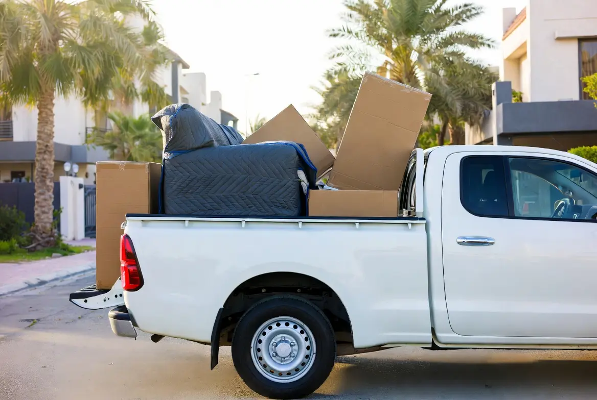 Raseen Pickup Truck Rental Service - Dubai UAE Pickup truck rental with driver UAE — Raseen